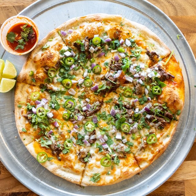 20" XL Birria Pizza.